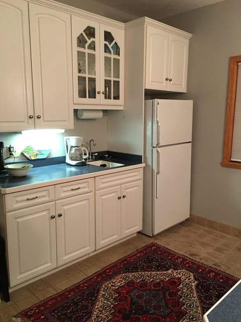 Kichen coffee /bar area