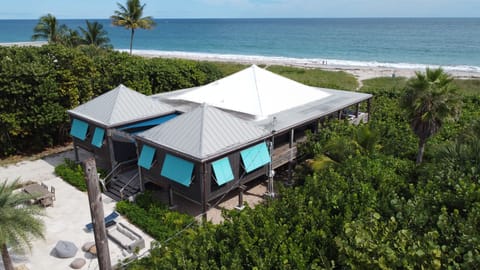 BREATHTAKING OCEANFRONT • SHANGRI-LA RESORT • Beach Home w/ Resort Pool •  WOW!