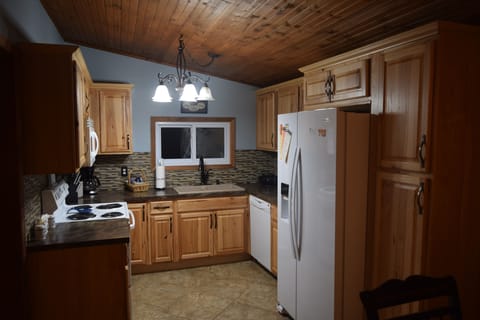 Large kitchen with all the amenities you need to make your favorite meals!