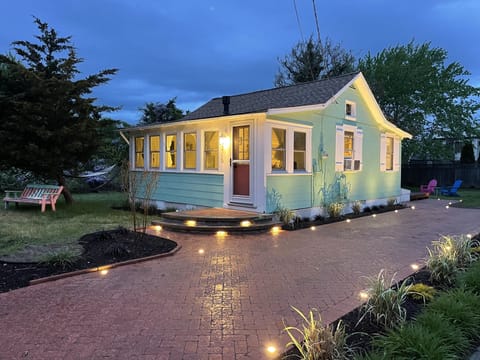 Our lovely Brainard Beach cottage