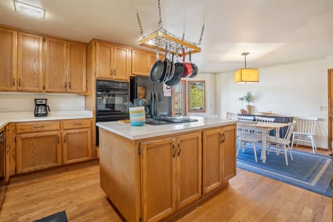 The chef`s in the group will be well equipped.