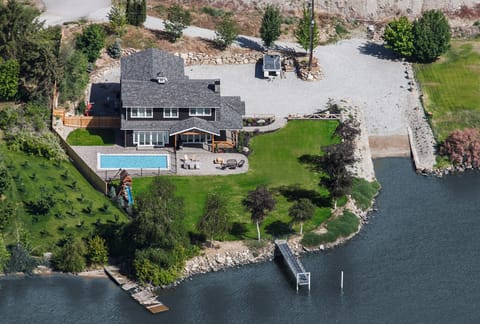 Sunken Acres Estate aerial view