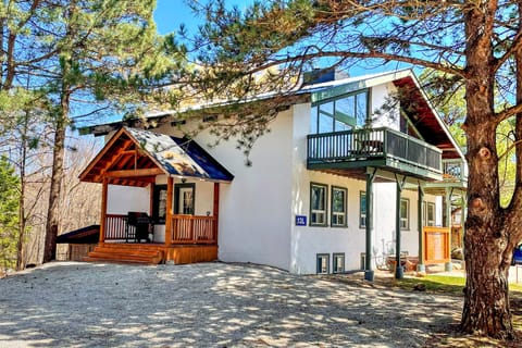 8 bdrm Cottage for Large Groups