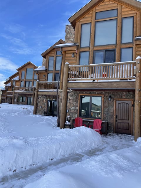 Unit exterior (lower level only with red chairs)