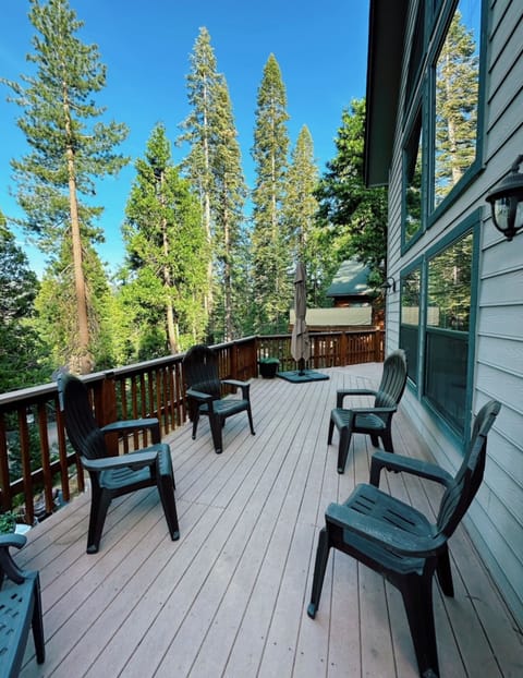 Soak up the sun or relax in the shade - its your choice at Rifugio di Montagna!