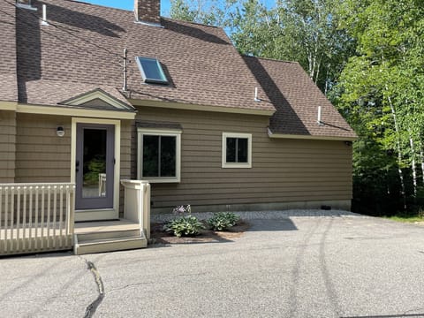 Front of the house as seen from the parking area.