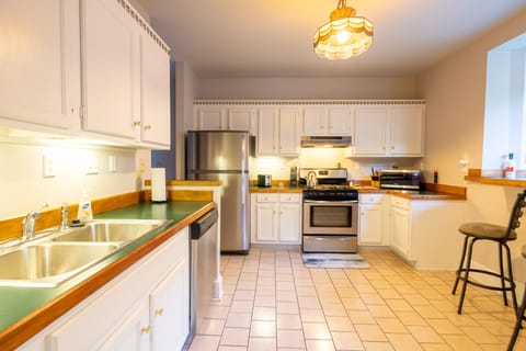 Spacious Kitchen