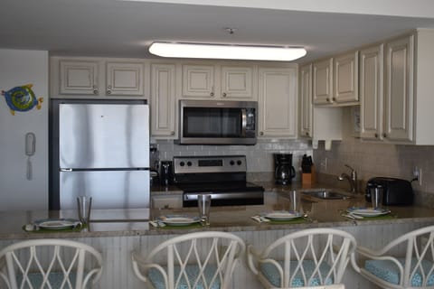 The well-stocked kitchen provides opportunities for many "beach feasts."