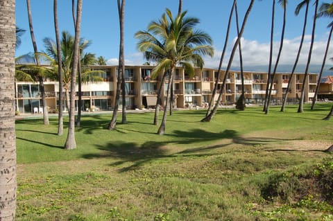 Hale Kai O'Kihei viewed from the beach