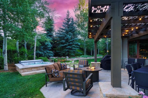 Great private patio with large spa tub, grill, and animals if you're lucky. 