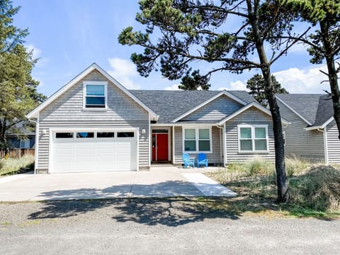 Sandpiper Escape is the perfect place to relax and build memories at the beach!