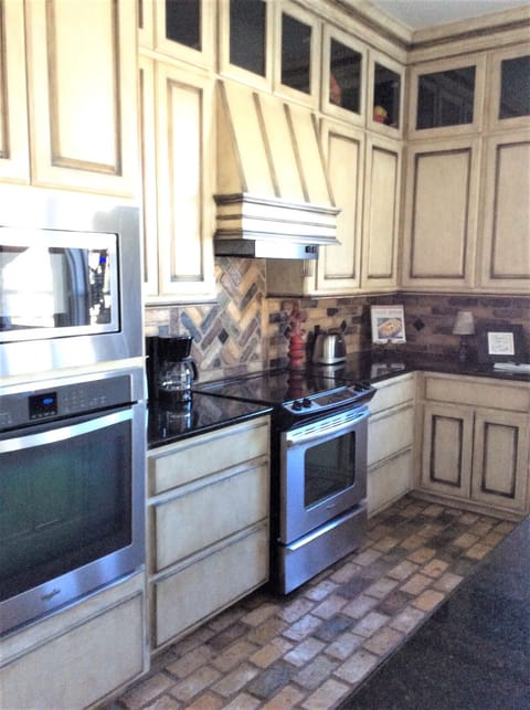 Extra oven and microwave.