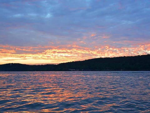 Don't miss these gorgeous sunsets, book your vacation now!