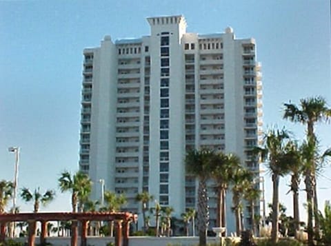 The Pearl ~ Spectacular Resort! Gated!