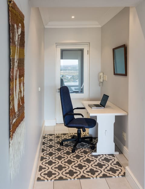 Office with Internet
