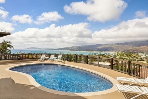 pool deck with views of Diamond Head