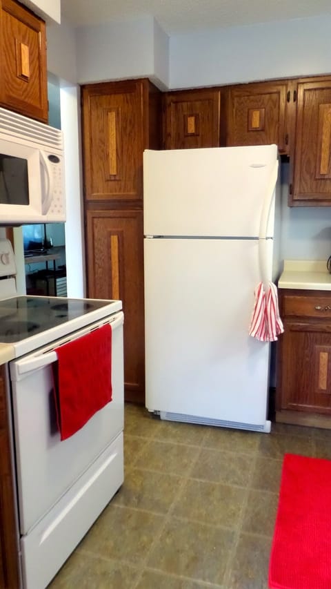 Kitchen - microwave, stove, refrigerator