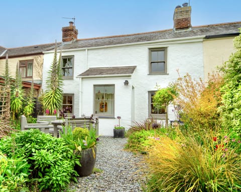 2 The Court, Probus, near Truro