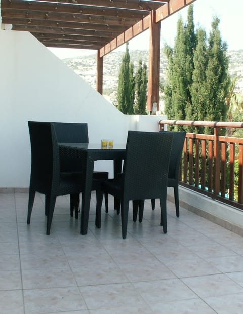 Second Floor Double Balcony/ Seating Area