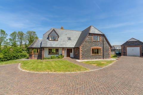 September boasts private off-road parking plus a separate garage