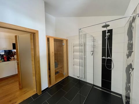 64m² apartment, 2-4 persons - luxury apartments Bauer MÜLLERHAUS Apartment in Salzburgerland