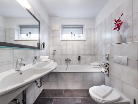 Apartment Premium /4 bedrooms/shower,bath,WC - Residence Bad Hofgastein, Apartment in Bad Hofgastein