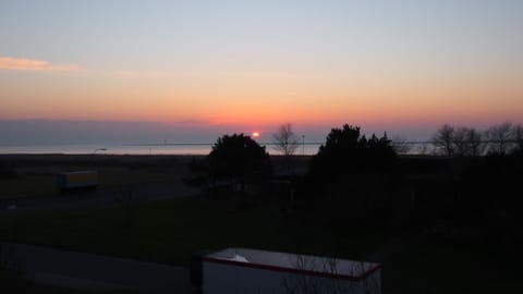 Beach/ocean view