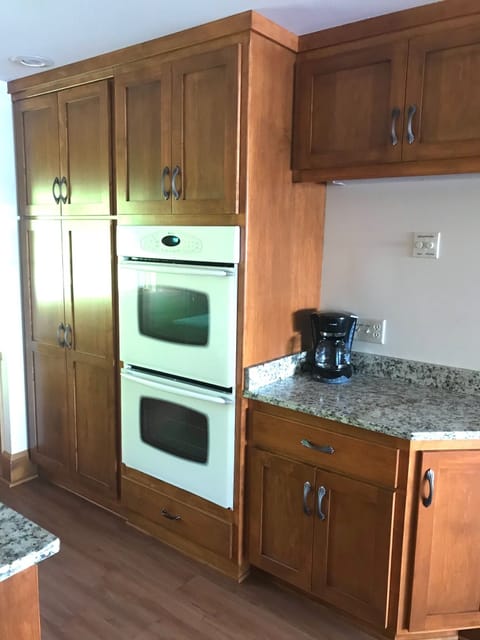 Coffee Station and Double Oven