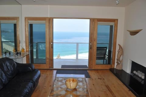 LUXURY  +   WORLD CLASS VIEWS !!!