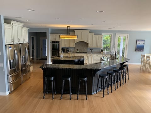 Kitchen with seating for 10 at the bar