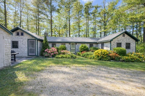 Welcome to Camp Bullwinkle!
This is an exterior view of house as you drive up.