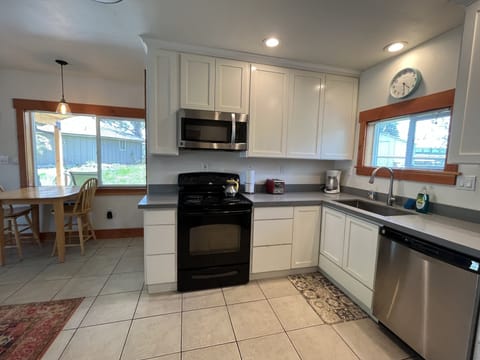 The Cascade Cabin is full stocked and recently fully remodeled.