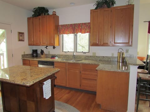 Kitchen, view 2