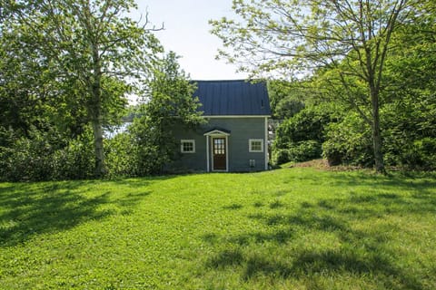 Welcome to Drake Cottage! Here is the view of the house from the road.