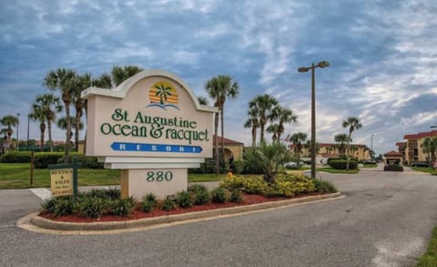 Welcome to St. Augustine Ocean and Racquet Resort