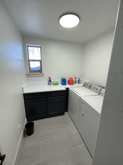 LAUNDRY ROOM UPSTAIRS CLOSE TO THE MASTER BEDROOM