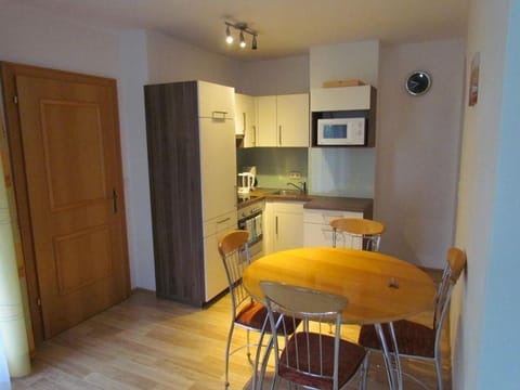 Apartment / 1 bedroom / shower od. Bath, toilet - Kathrin, house Apartment in Piesendorf