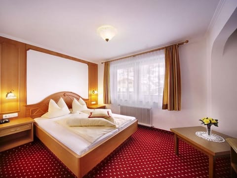 Double Room "Bergkristall" - Tauernblick, Emerald Hotel Apartment in Salzburgerland