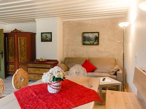 Apartment Maxi = 2 bedrooms / bath, WC - Waldemar Stainer, Haus Michael Apartment in Salzburgerland