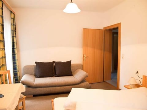 4-Bedroom Marmot Apartment - National Park, Apartments Apartment in Salzburgerland
