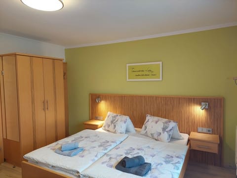 Double room with shower, WC "2 - Haus Heidi Apartment in Maria Alm
