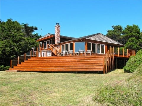 The spacious deck looks out to the ocean---great for whale watching.