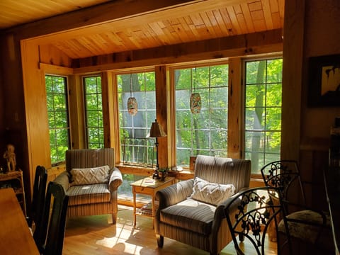 Dining room bump-out 