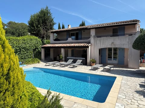 Pool area