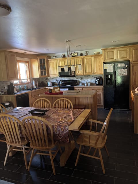 Dining/Island looking into kitchen
