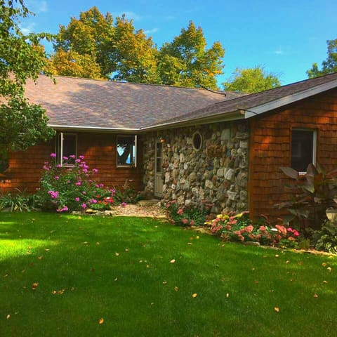 Welcome to our Isle View House. Located at 3913 Riley's Point Rd. 3 BR, 1.5