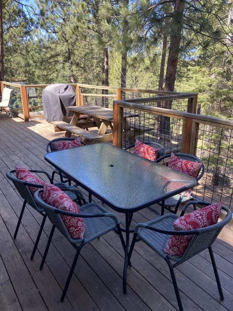 Beautiful views from two seating areas on the deck, with room for 12.