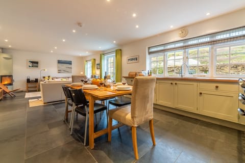 No. 2 The Fish Cellars, Port Isaac. Lower ground floor: Dining kitchen through to sitting room