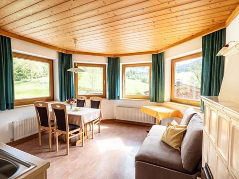 App. Type B / 2 bedrooms / shower, WC - Rosina Aberger, house Apartment in Salzburgerland