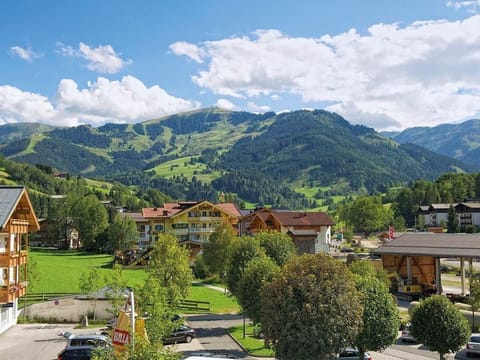 Apartment 1: 2 double rooms/ 2 bathrooms/kitchen - Erlenhof Bed and Breakfast in Maria Alm